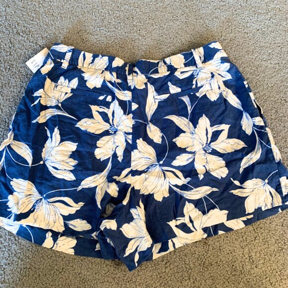 NWT GAP HIGH-RISE FLORAL LINEN SHORTS - SIZE L - Picture 3 of 8
